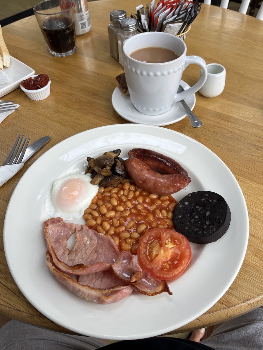 Foxes Tea Rooms & Cafe Photos 2